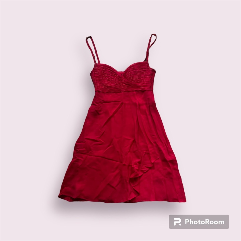 Strappy red dress!